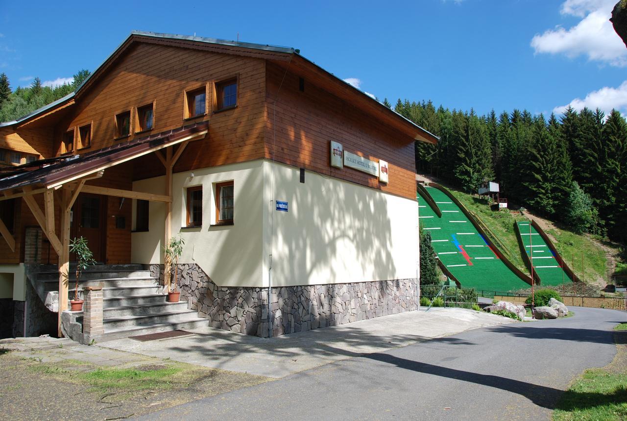 Rodinny "Hotel U Mustku" Десна Экстерьер фото